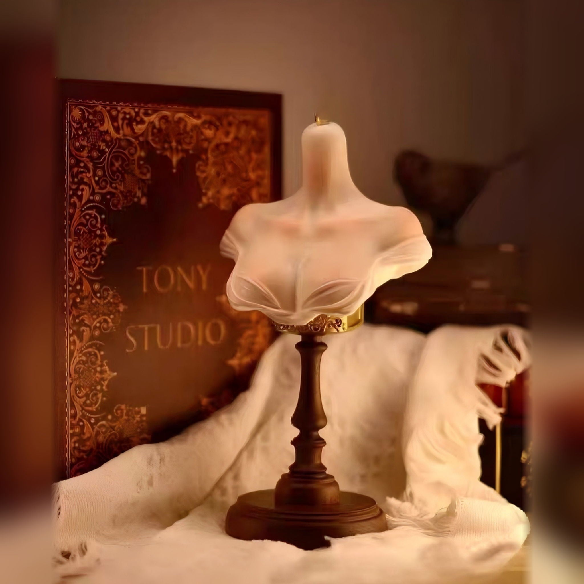 Tony third-generation resin BJD bust with solid wood display stand