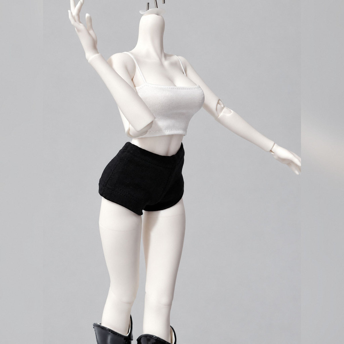39cm 1/4 scale female BJD body close-up showing upper body proportions and articulated arms