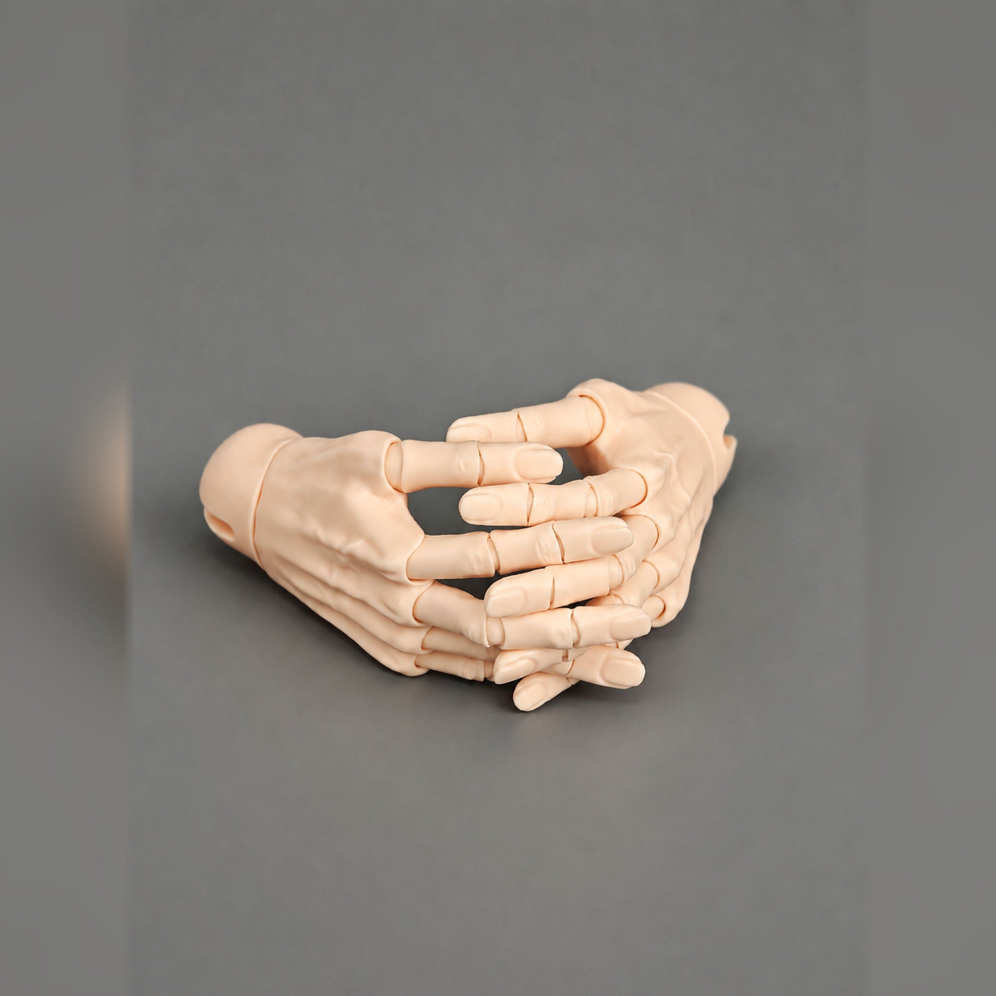Large BJD Eagle Jointed Hands with Fully Articulated Fingers Front View