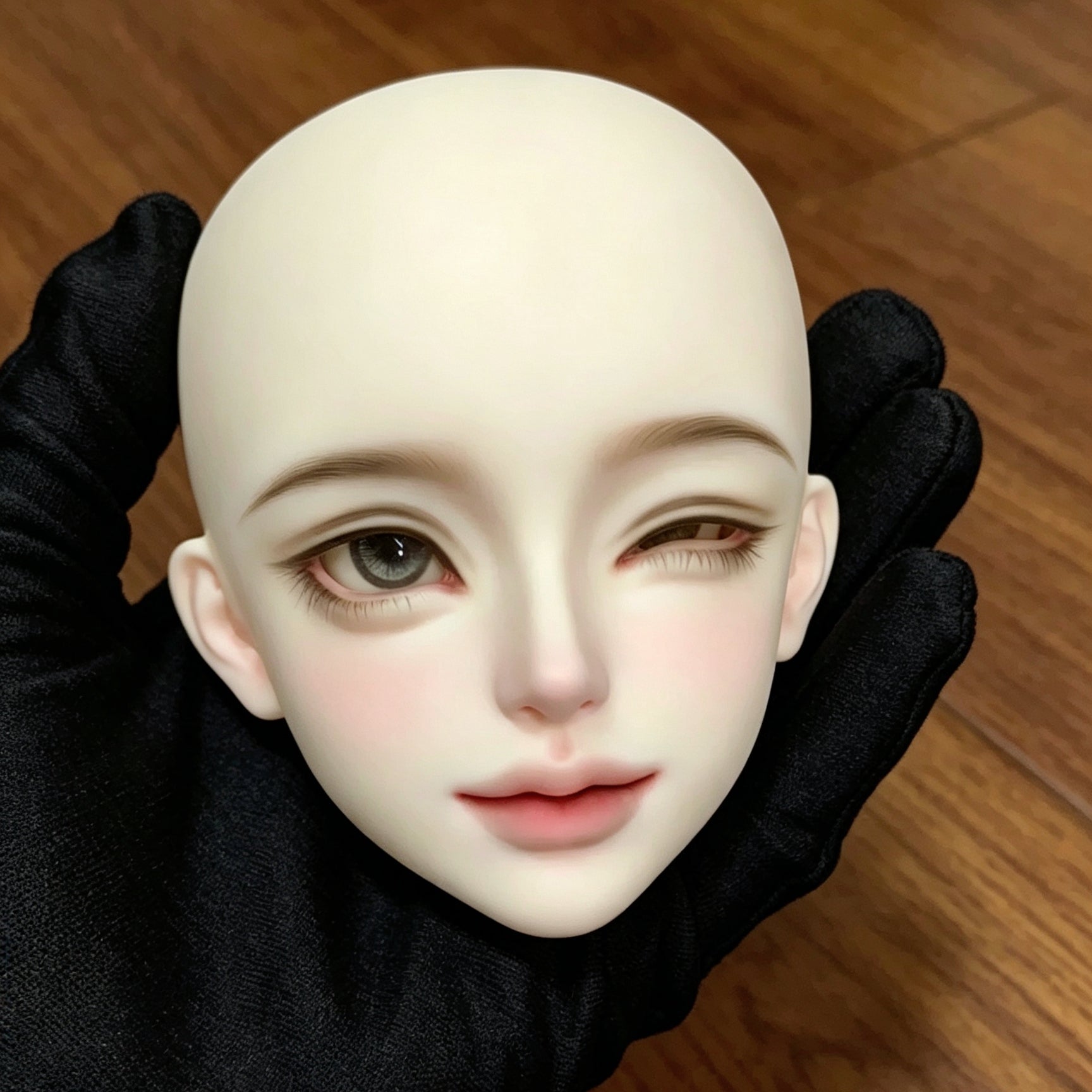 Side view of 1/3 scale resin BJD female head sculpt Wink Girl
